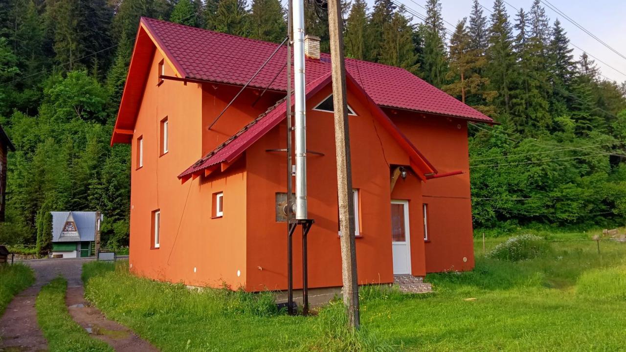 Готель Мамина Хата Микуличин Екстер'єр фото